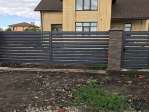 Забор жалюзи 72 метра фото в Мишеронском