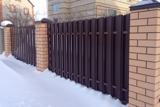 Забор из евроштакетника в шахматном порядке 30 метров фото в Мишеронском