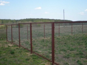 Забор из сетки рабицы в натяг секционный 12 метров фото в Мишеронском